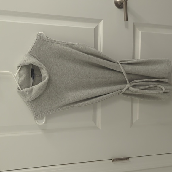 NWOT, "Lane Bryant", Sleeveless Turtleneck Tie-Top And Long Sleeve Cover Up - Picture 11 of 11